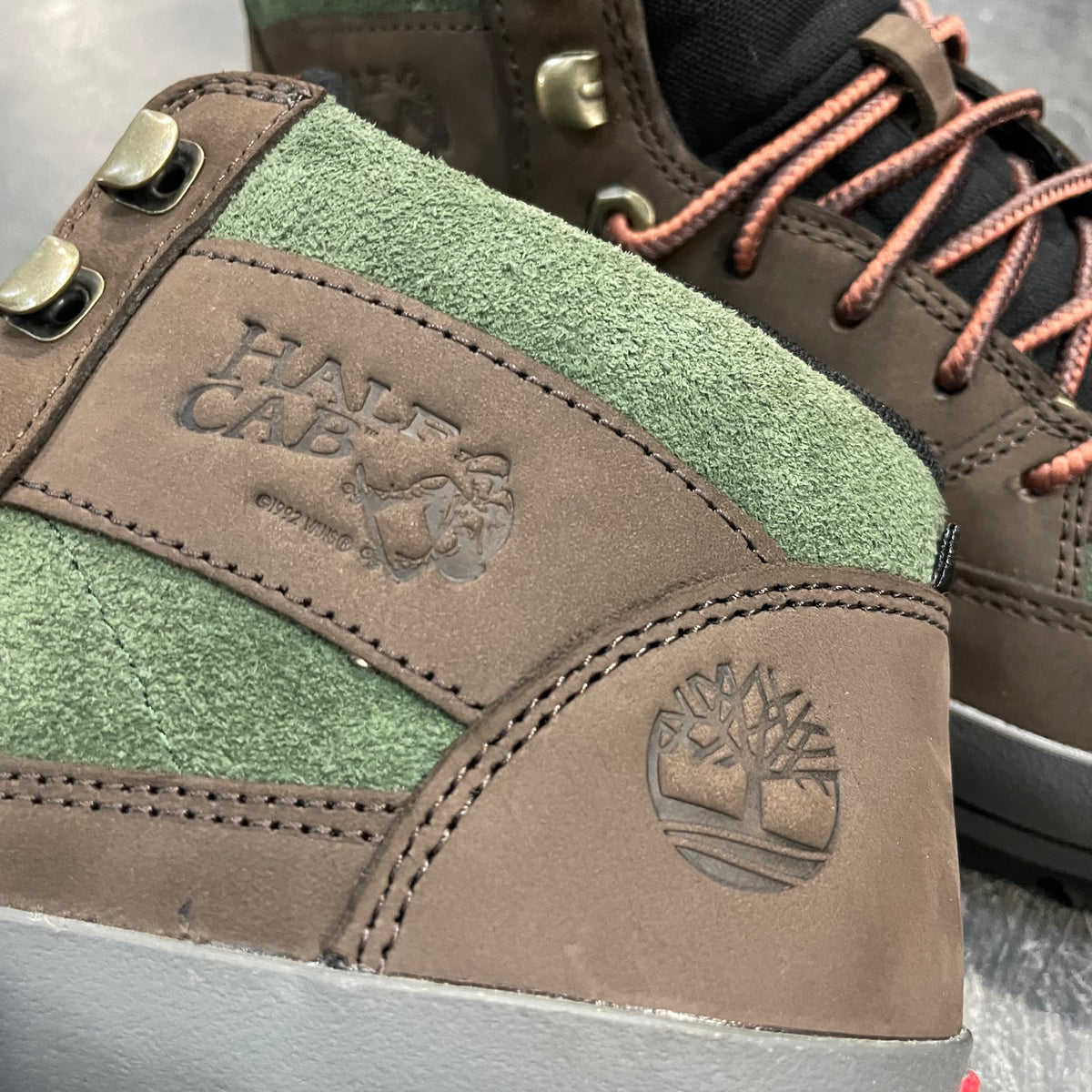 Vans X Timberland Half Cab Hiker Green/Brown – 561 Skate