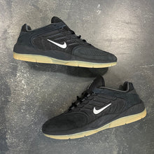 Nike SB Vertebrae Black/White