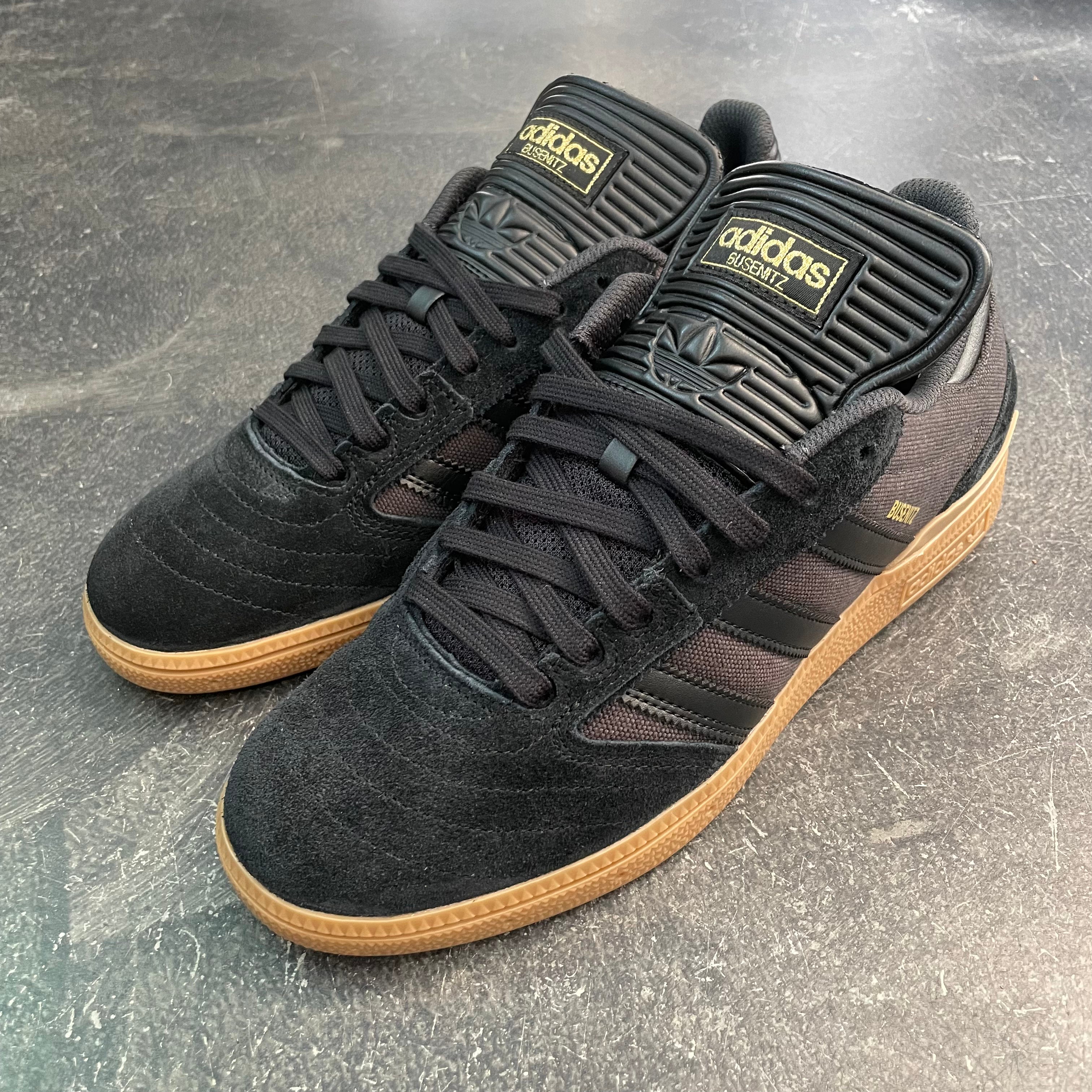 Adidas Black/Carbon/Gold Gum – 561 Skate