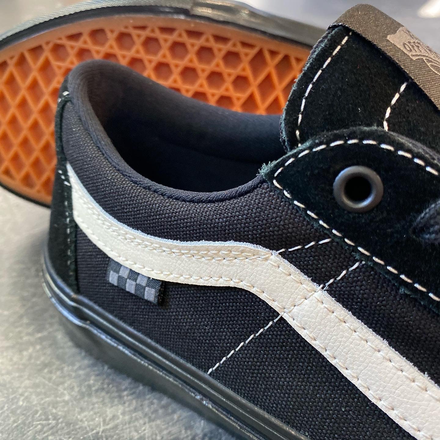 Black 2024 vans sale